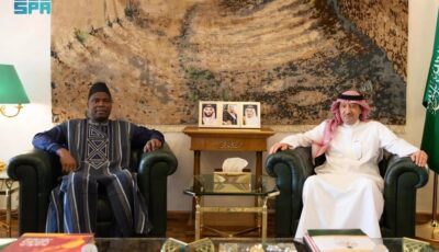 الخريجي يلتقي سفراء بنين والتشيك والاتحاد الأوروبي