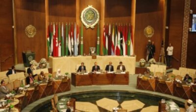 البرلمان العربي يستنكر تمزيق نُسخ من المصحف الشريف في لاهاي