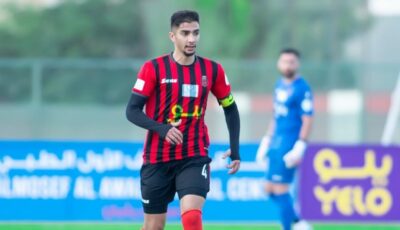 الرياض يجدد عقد مدافعه حتى 2026..فيديو