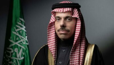 المملكة تقف إلى الشعوب الإسلامية في الحفاظ على هويتها