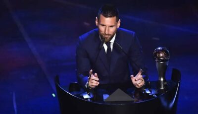 ميسي يكذب تصريحات الإعلامي روميرو